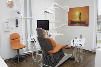 Behandlungszimmer 1
